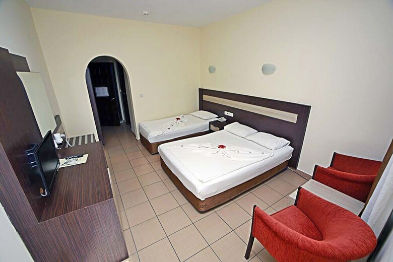 Banana Beach Hotel