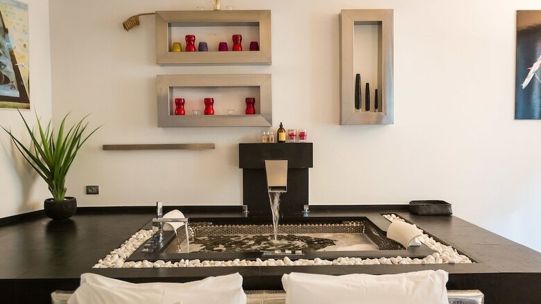 Rental In Rome Cosmopolitan Hi-tech Luxury Apartment
