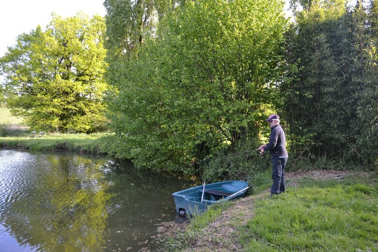 G�te de P�che En Mayenne 8 Pers