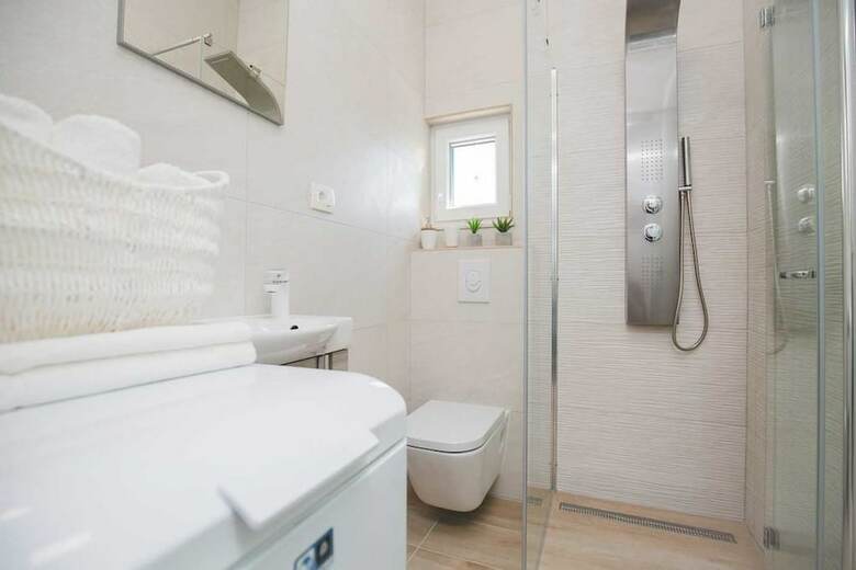 Apartamentos Salsa Brac