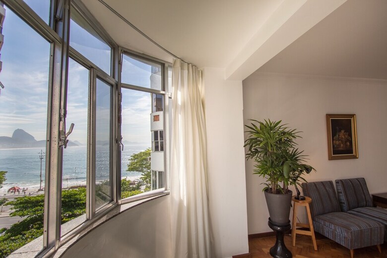 Apartamentos Linerio Vista Mar Copacabana 228