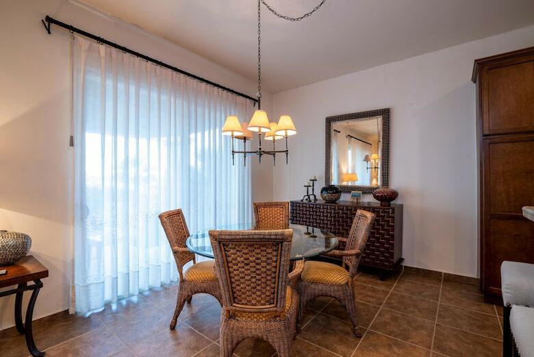 Paraiso Del Mar Resort V1 3 Bed By Casago