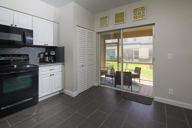 Weston Townhome 13