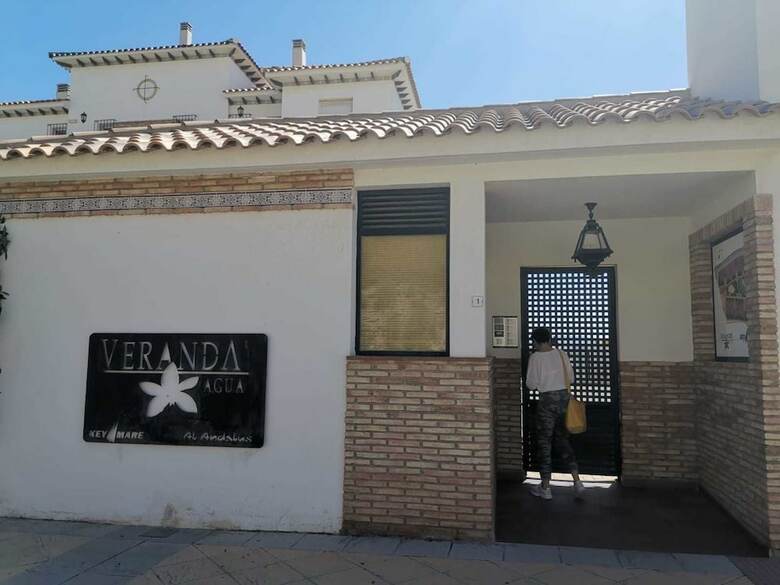 Apartamentos Rouse Ar Home