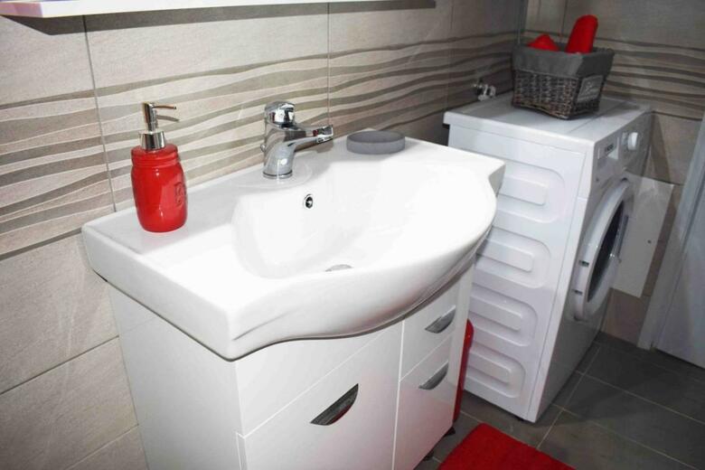 Apartamentos Angela House
