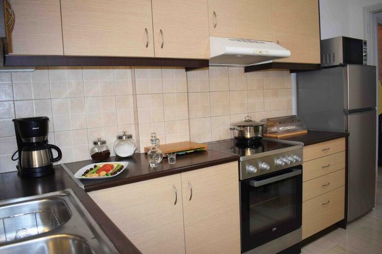 Apartamentos Angela House