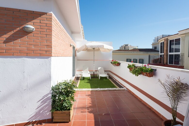 Apartamentos Ahro Suites Blanco Soler 3