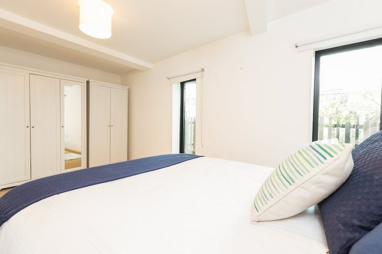 Apartamentos The Cliffside Chalet - Warm & Modern 3bdr Riverside Home
