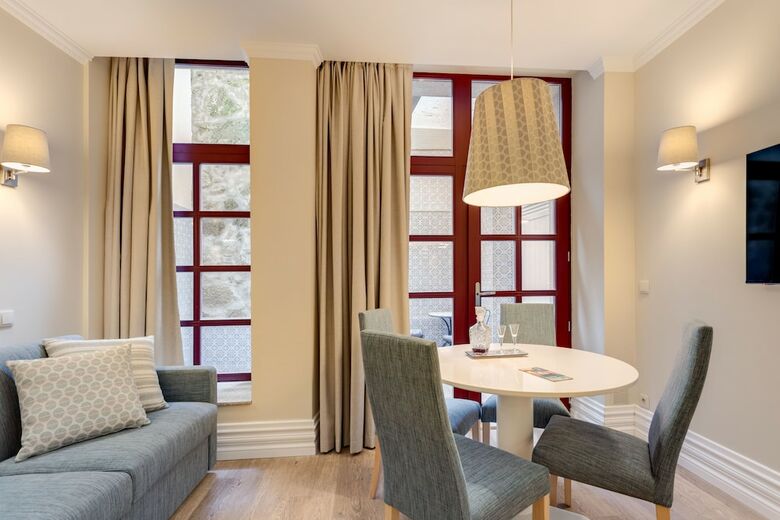 Oporto Home Boutique Apartments - Wine Cellars