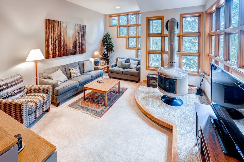 River Glen Condos By Crmr