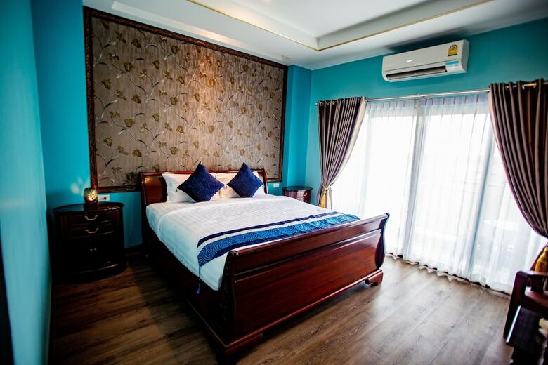 Chunlee Grand Hotel