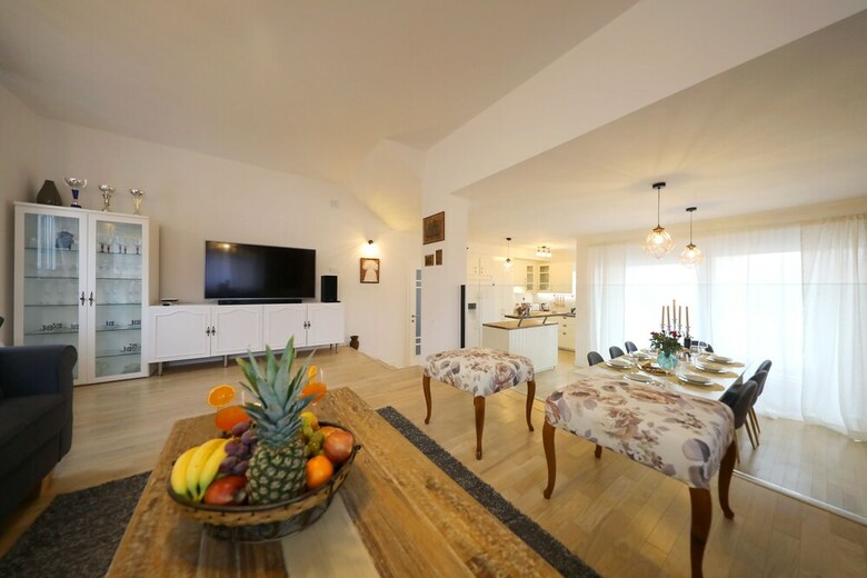 Apartamentos Rooftop Pool & Terrace - Villa Bellavista