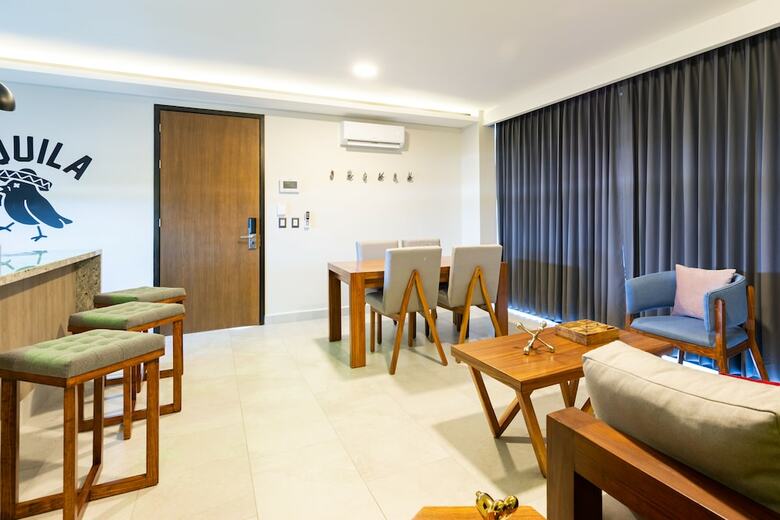 Aparthotel Aut�ntico Vertical