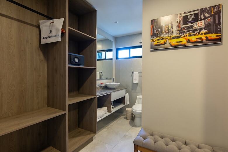 Aparthotel Aut�ntico Vertical