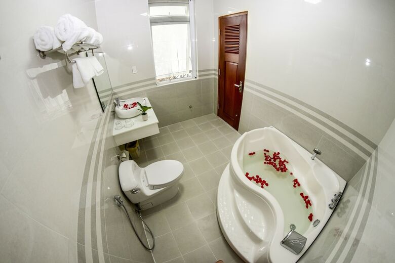 New Golf Valley Hotel