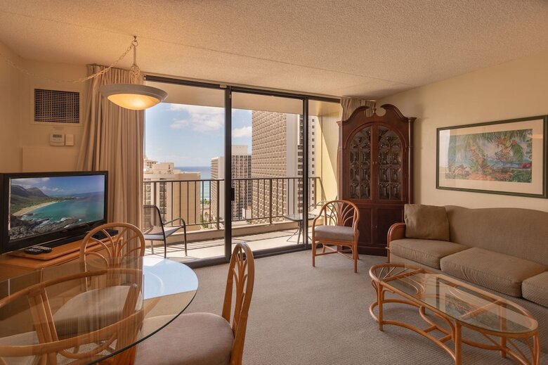 Waikiki Sunset Suite 2404