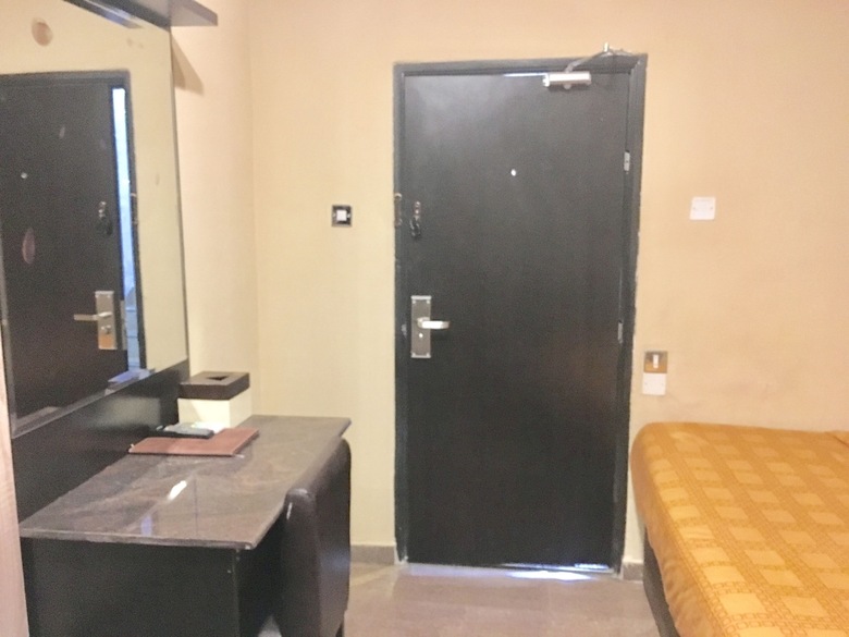 Elicris Hotel