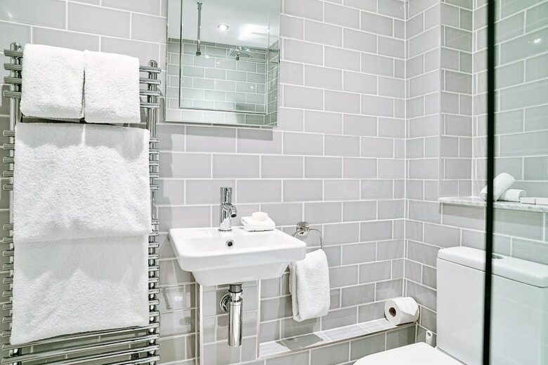 Luxury George Street Apartments: Edinburgh Suite