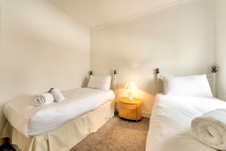 Perfect N. Berwick Holiday Home W/ Free Parking