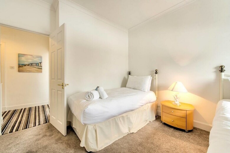 Perfect N. Berwick Holiday Home W/ Free Parking