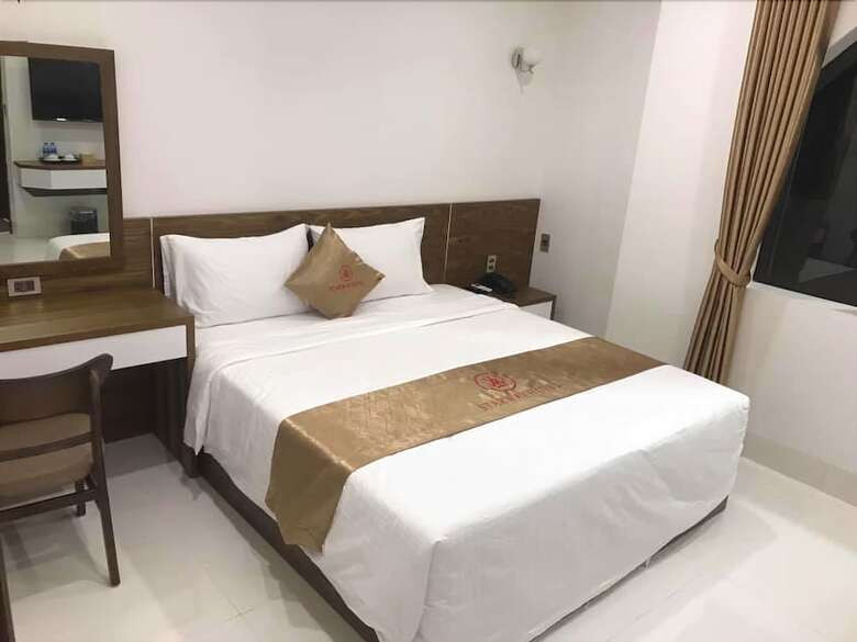 Starway Hotel
