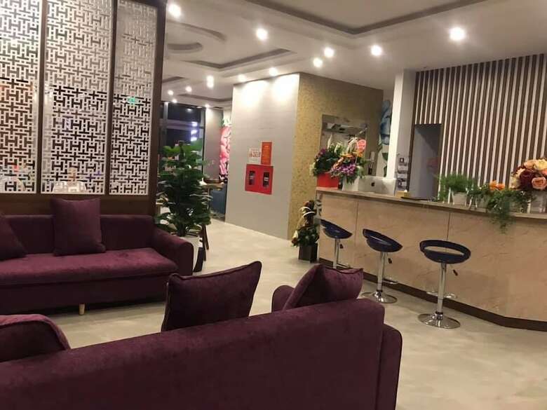 Starway Hotel
