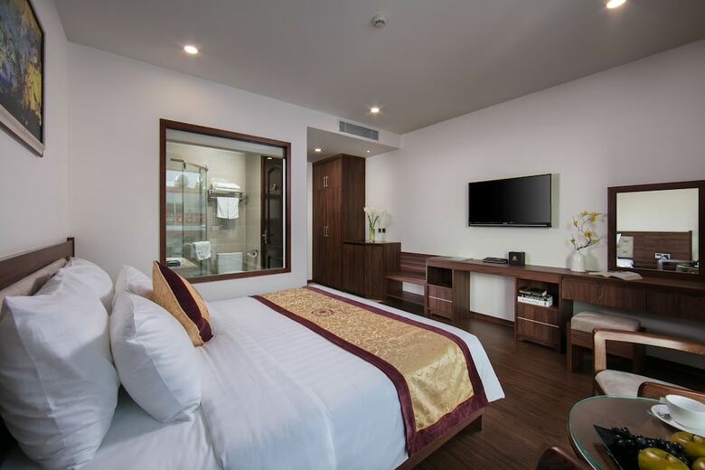 Halios Hotel Halong