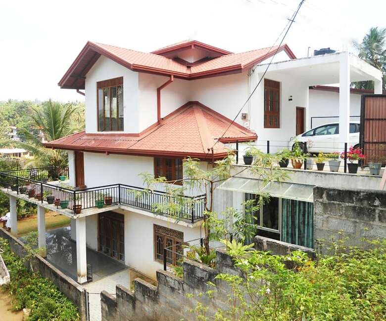 Yoho Mount Villa