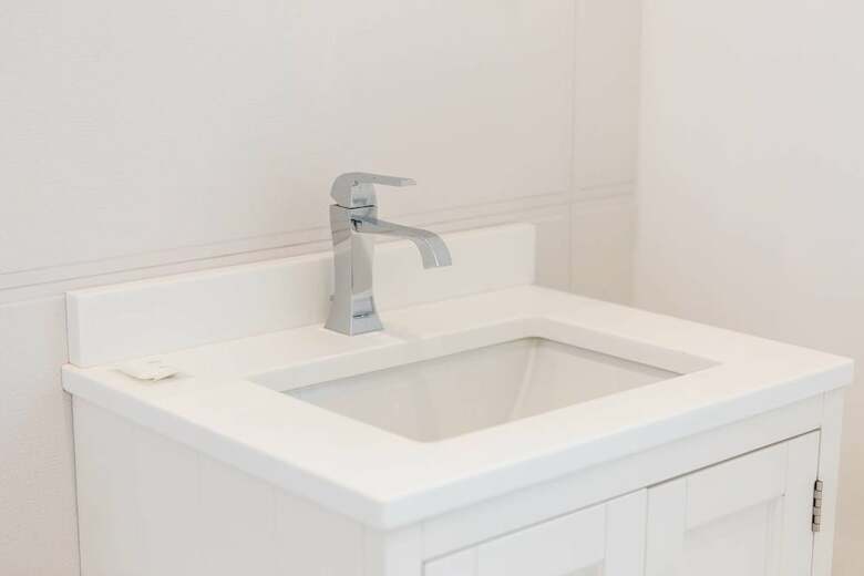 Luxury 4-bedroom Townhouse In Prestigious West End