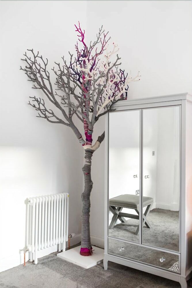 Luxury 4-bedroom Townhouse In Prestigious West End