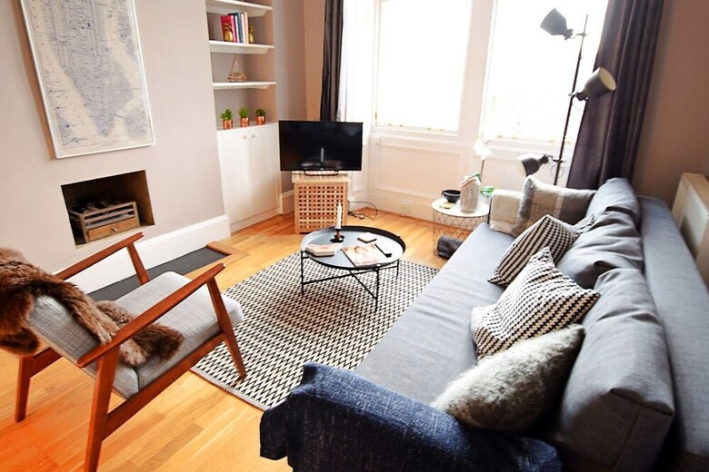 Lovely And Cozy Edinburgh City Centre Apartment