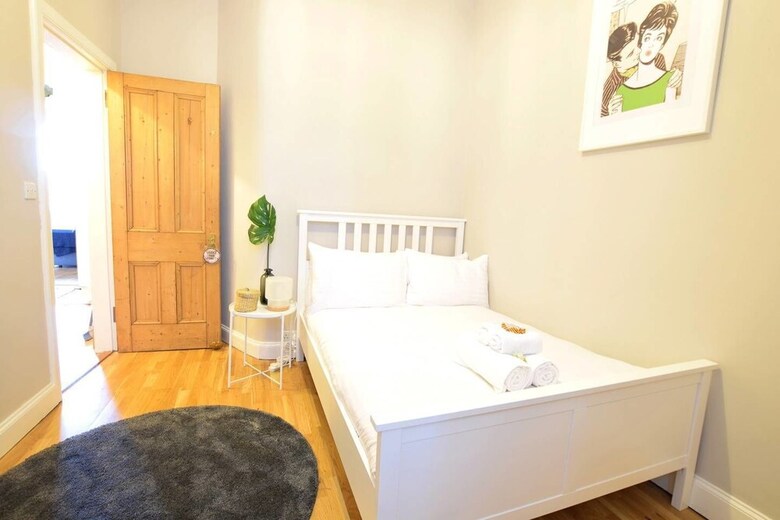 Lovely And Cozy Edinburgh City Centre Apartment