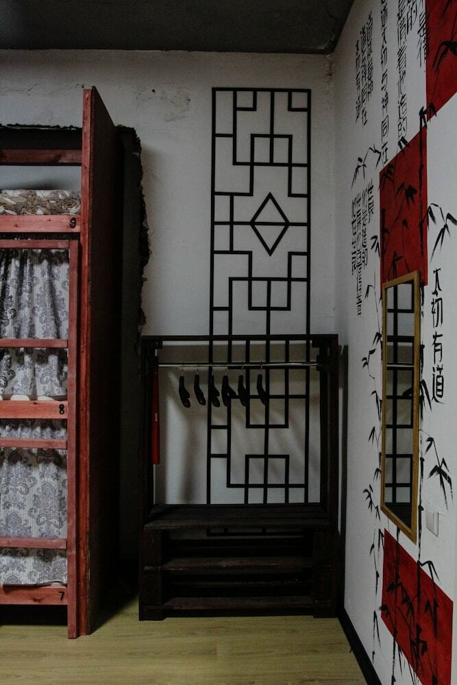 Hostal Loftworld - Hostel