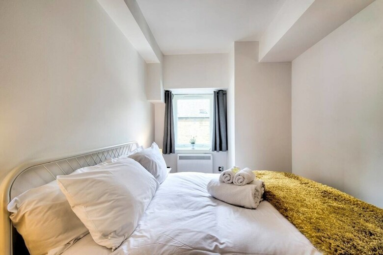 Stylish Central Apartment Near Royal Mile