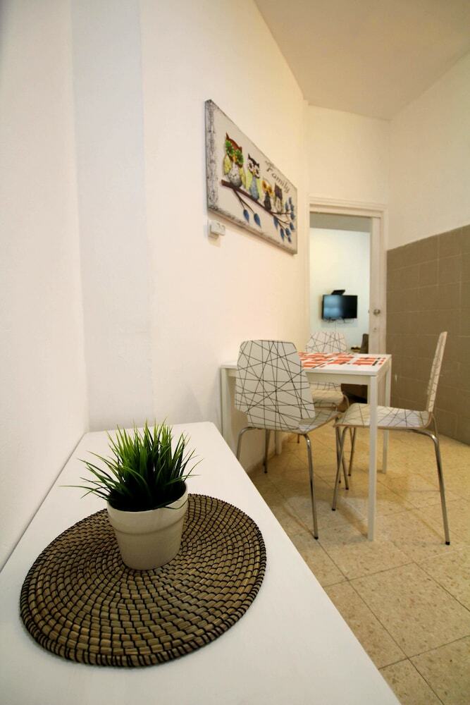 Kav Apartments -near Assuta Olei Gardom