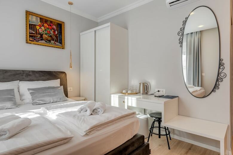 Hotel Piano Suites