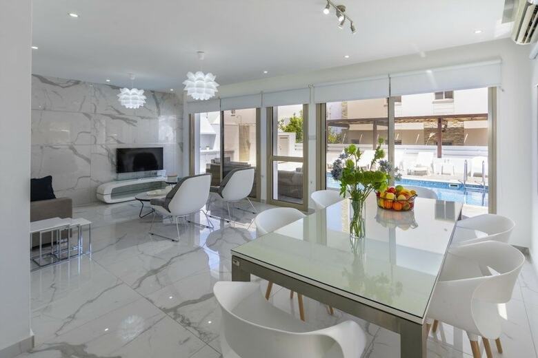 Protaras Sunrise Beach Villa