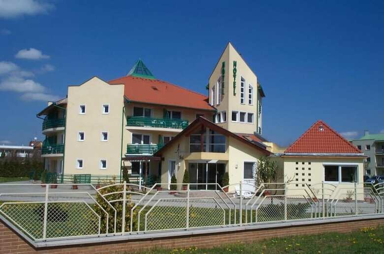 Aqua Therm Hotel