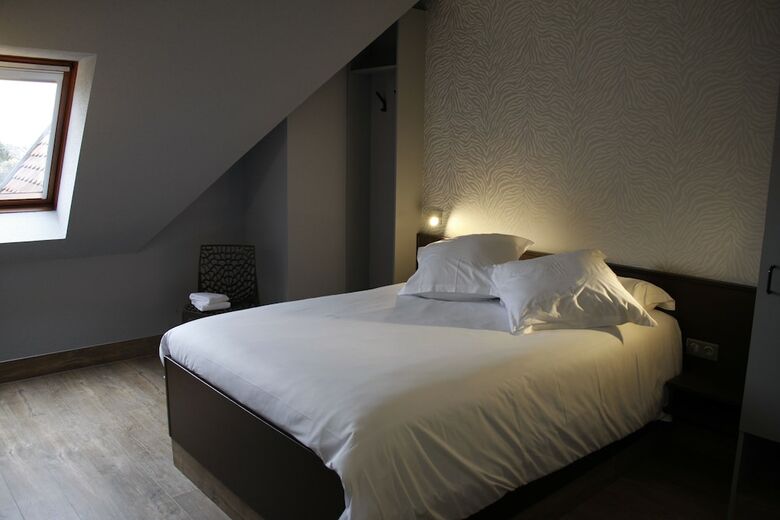 Hotel H�tel Les Aliz�s