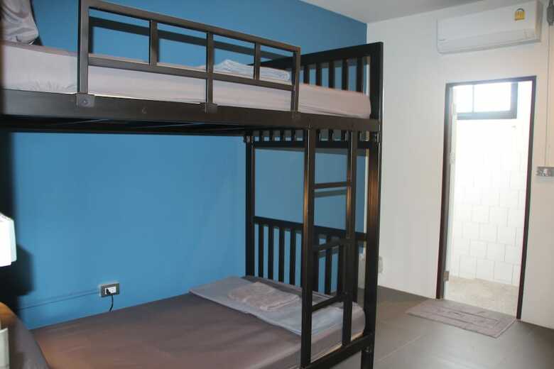 Hostal Yamyen Hostel