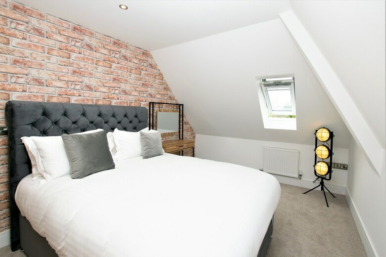 Rowan Tree Your Apartment
