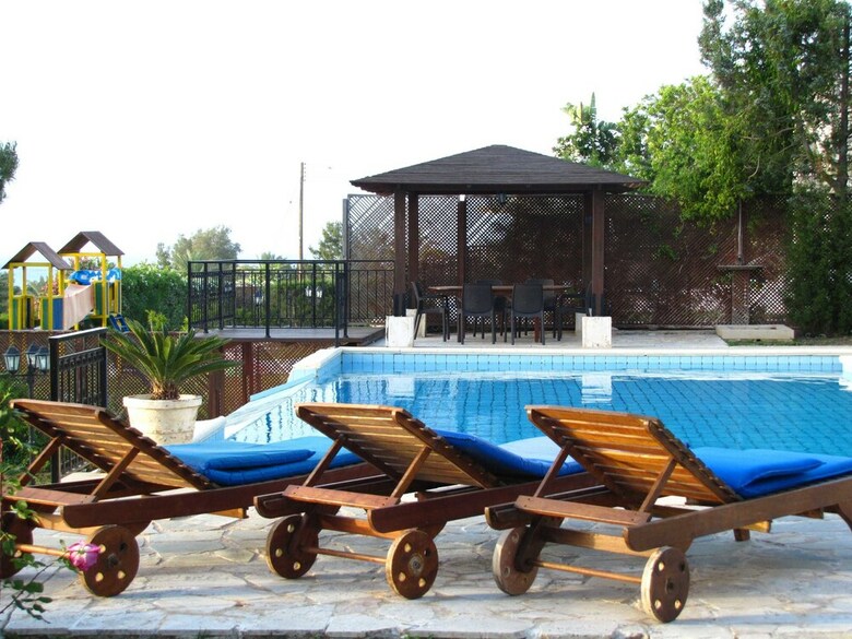 Webooking Knossos Villa