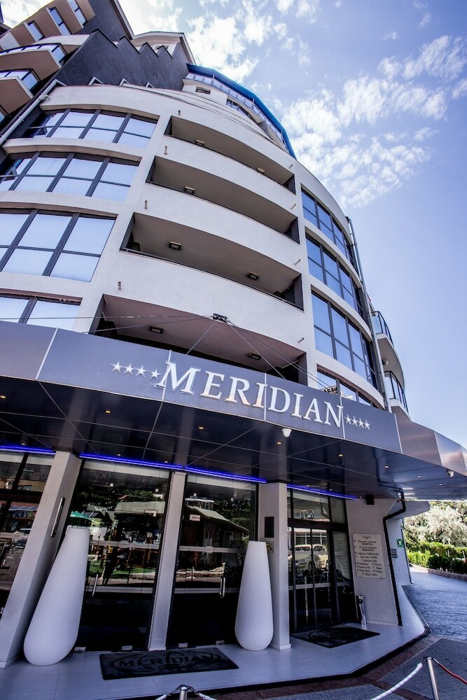 Smartline Meridian Hotel