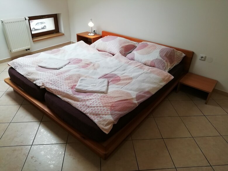 Hotel 28