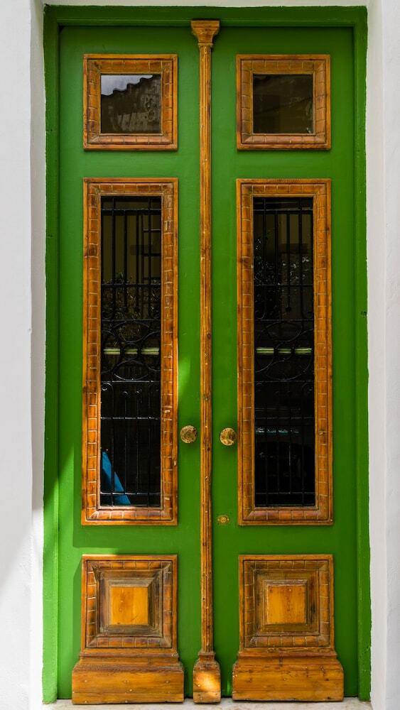 Apartamentos Ch Adrianou Suites