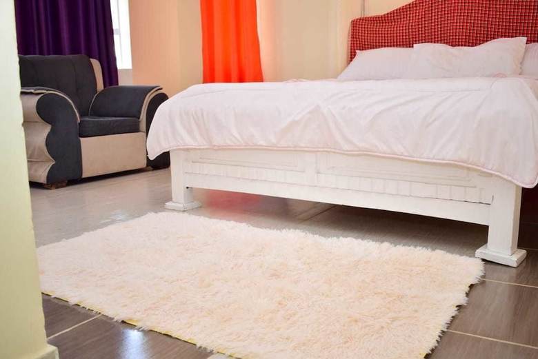 Hotel Ann Airport Home And Tour