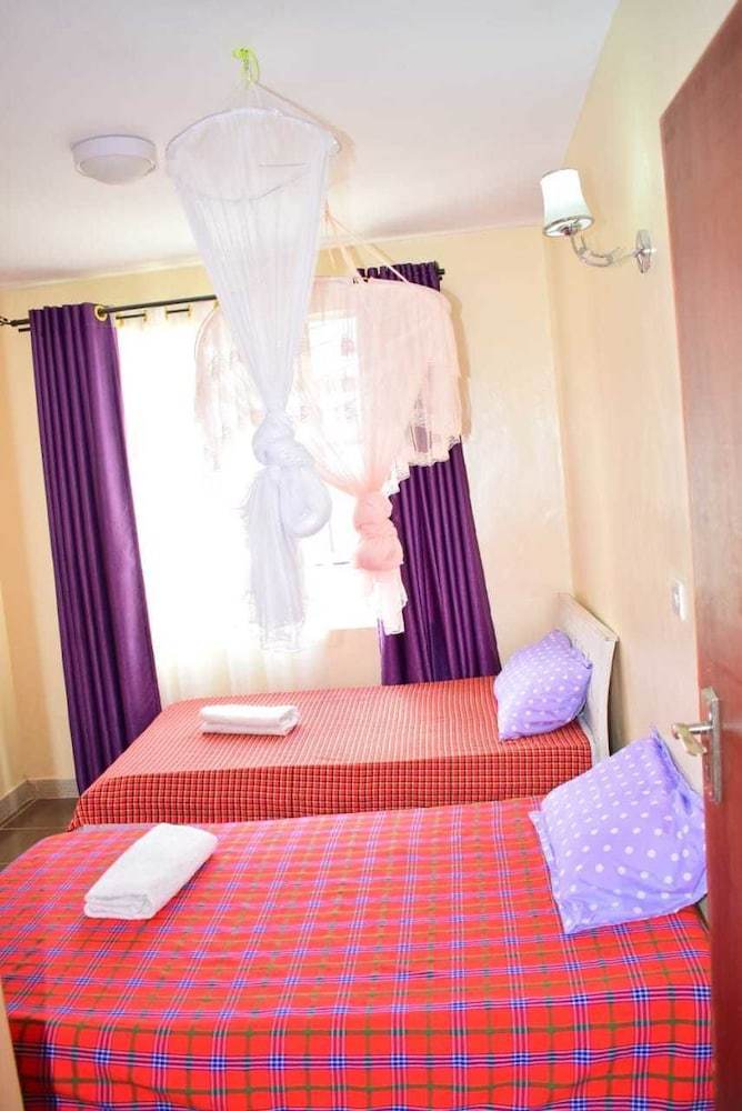 Hotel Ann Airport Home And Tour
