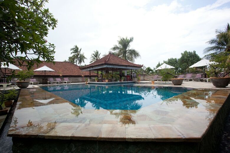 Hotel Aditya Beach Resort