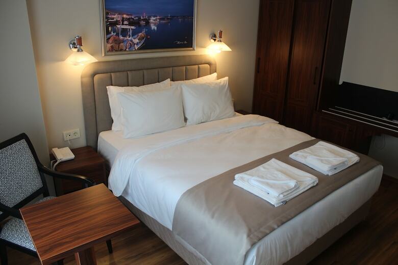 Armida City Hotel