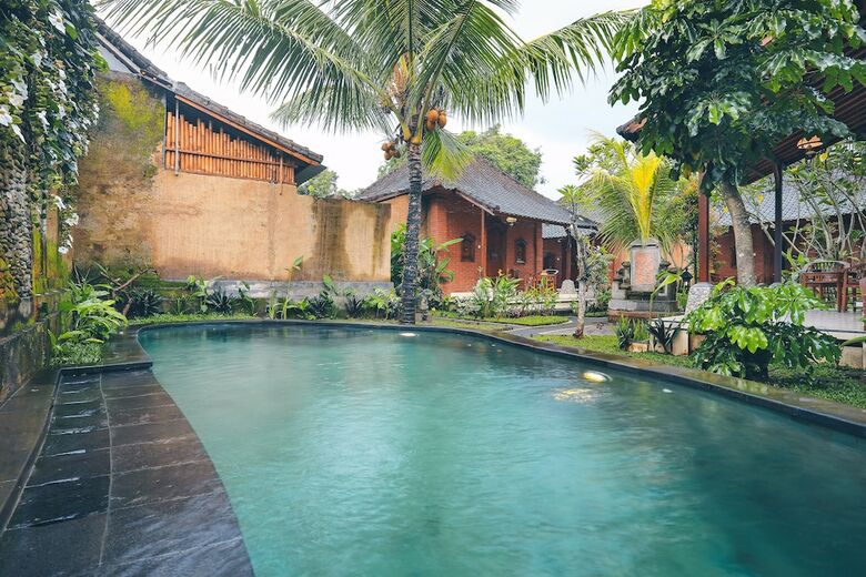 Hotel The Alus Cottages